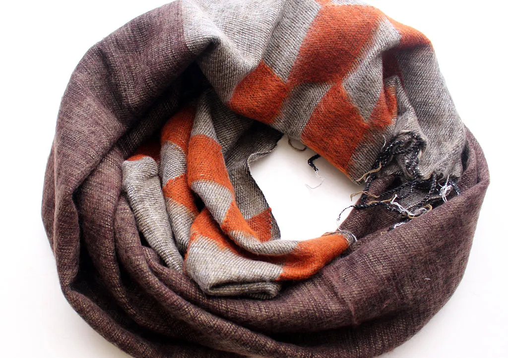 Brown Butta Woolen Shawl from Nepal
