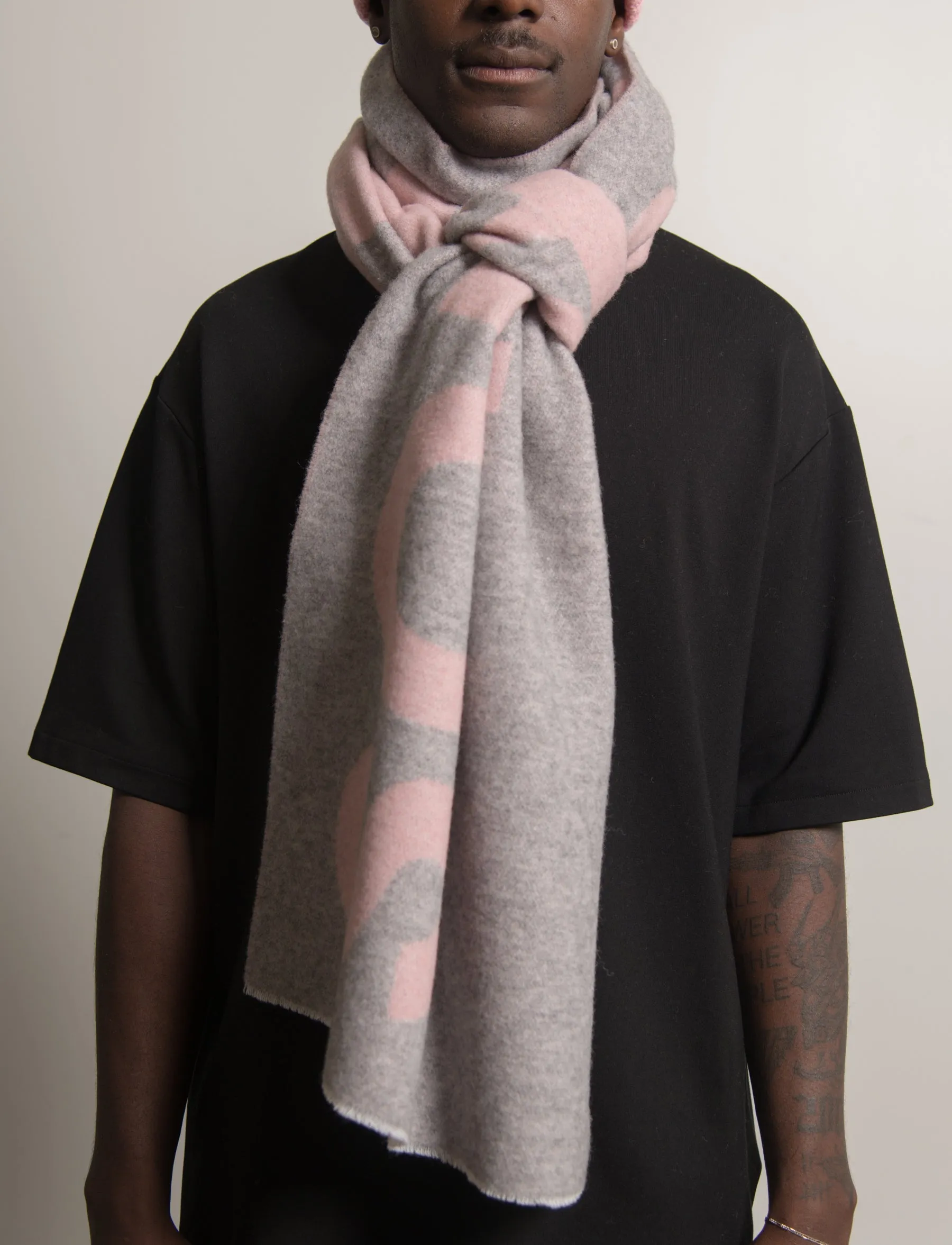Double-Faced Wool Scarf Pink/Grey SCAR000114