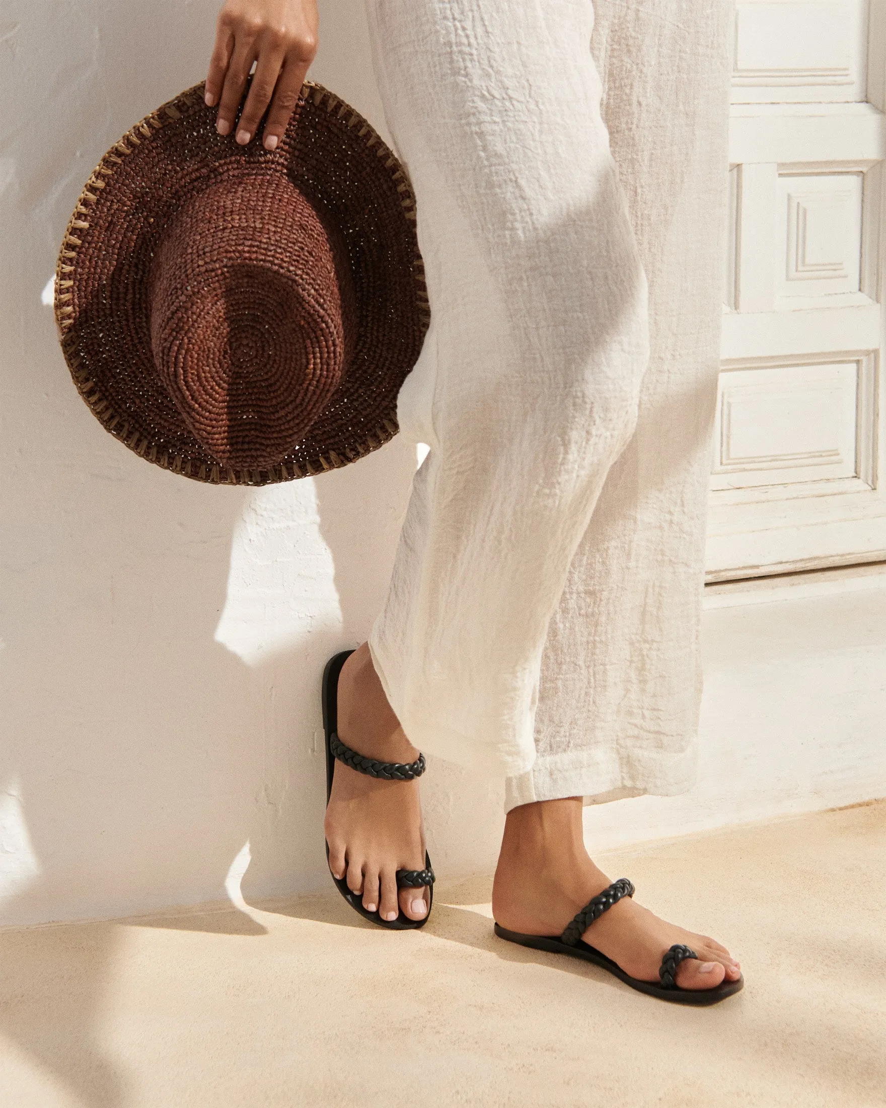 Raffia Panama Hat - V74HH - Chocolate