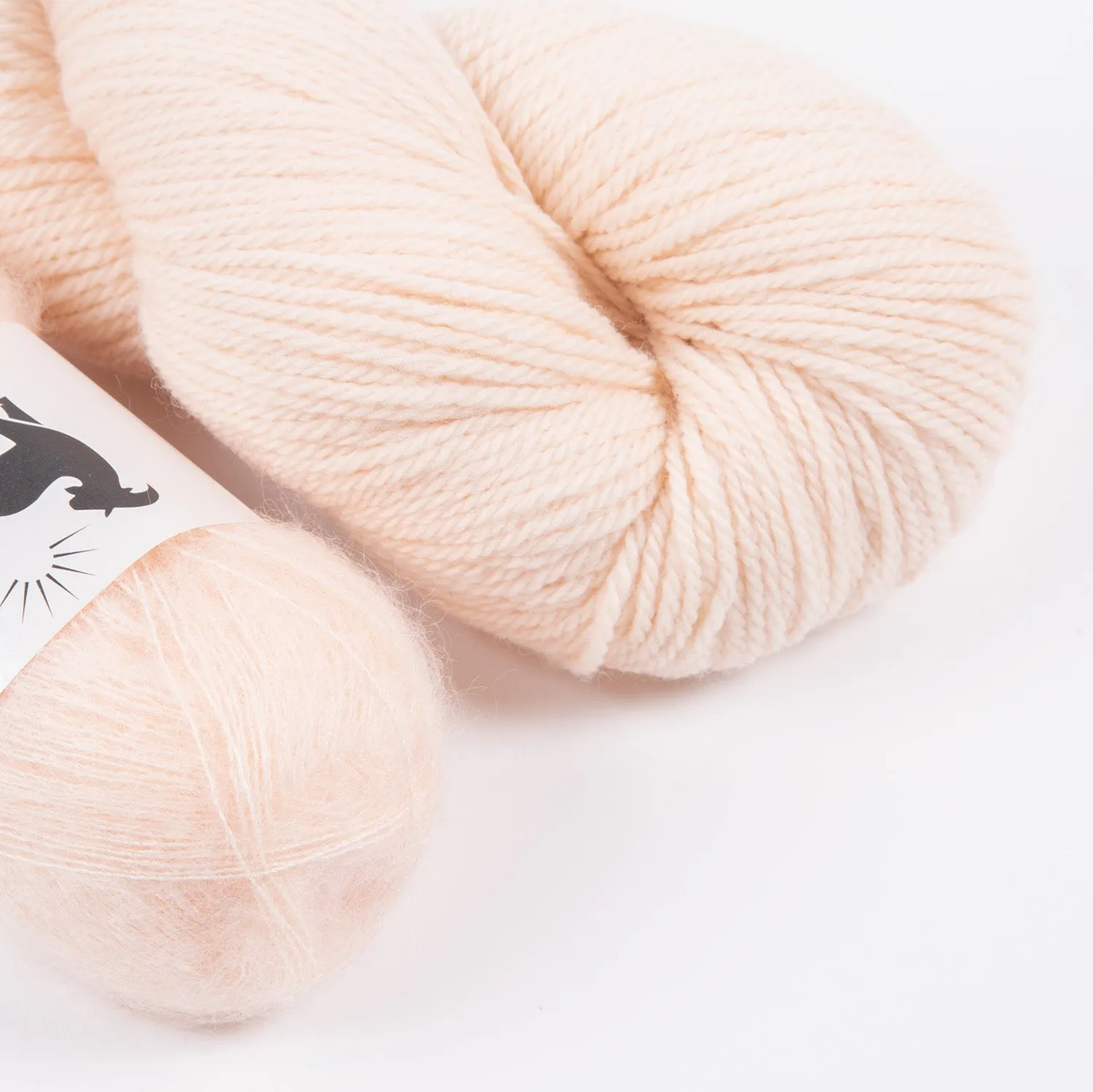 WESTKNITS KIT - WHITE PEACH MOHAIR MATCH DK